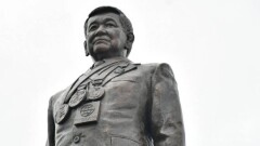 Елордада Олимпиада чемпионы Жақсылық Үшкемпіровке ескерткіш қойылды