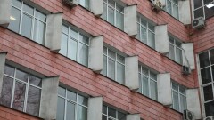 "Мердігерді сотқа бердік". ҚазҰПУ басшылығы университетте химия, физика кабинеттері неге ашылмағанын түсіндірді