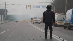 "Темірмен мойнымнан ұрды". Алматылық полицей қаңтар оқиғасы туралы баяндады