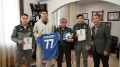 Алматыда "Қайраттың" футболшылары білім грантына ие болды