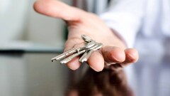 Әскери қызмет кезінде қаза тапқандардың отбасы бір жыл ішінде баспана алады