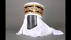 Ақтөбеде ақ кимешекті әже автобус жүргізді