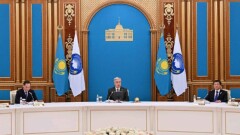 Мемлекет басшысы: Мен қазақ тілі уақыт өте келе этносаралық қатынас тіліне айналатынына сенімдімін