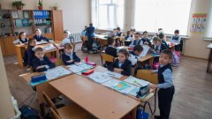 Аймағамбетов жеке мектептердегі қосымша сабақтар санын азайту жолын түсіндірді