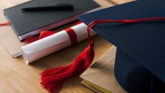 Қызылордада биыл оқу бітірген 400 түлектің дипломы жұмысқа тұруға жарамсыз