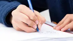 Бастауыш сынып оқушылары диктант пен бақылау жұмысын жазады. Қанша балл жинау қажет