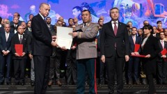 Ердоған қазақстандық құтқарушыны Түркияның мемлекеттік медалімен марапаттады