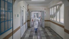 МӘМС жүйесінде сақтандырылмағандар қандай медициналық көмекке жүгіне алады?