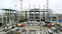 Ақтөбеде 60 күннен бері айлық алмаған 160 құрылысшы жұмысты тоқтатты