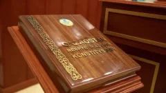 Конституцияның қазіргі нұсқасы мен жаңа жобасына жасалған толық салыстырмалы кесте
