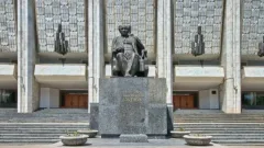 Мәдениет министрлігі Әуезов театрын қайта құру жұмыстары тоқтағаны туралы ақпаратты жоққа шығарды