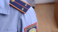 Президент мемлекеттік қызметшілер мен полиция қызметкерлерін кәсіби мерекелерімен құттықтады