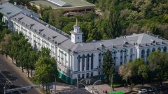 Үкімет КИМЭП университетін жекешелендіру ниетінен айнып қалды
