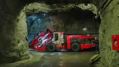 Қазақмыстың кеніштеріне жаңа бұрғылау қондырғылары жеткізілді