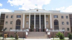 "Алаяқтар сотталсын". Атырауда бейбіт митинг қалай өтті?