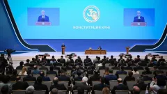Өткенге оралуға еліміздің жастары жол бермейді – Тоқаев саяси реформа жүргізудегі кедергілер жайында