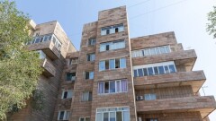 "Пәтерді тек ресейліктерге жалға береміз". Жарнама сайттарында осындай хабарландырулар көбейген