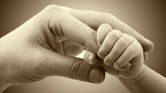 Мемлекеттен – 2,5 млн теңгеге дейін. Ана мен балаға берілетін әлеуметтік көмектер қандай?