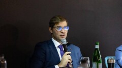 "Телеграмда ғана бақыладым". Турлов АМТ компаниясын неге сатып алмағанын түсіндірді