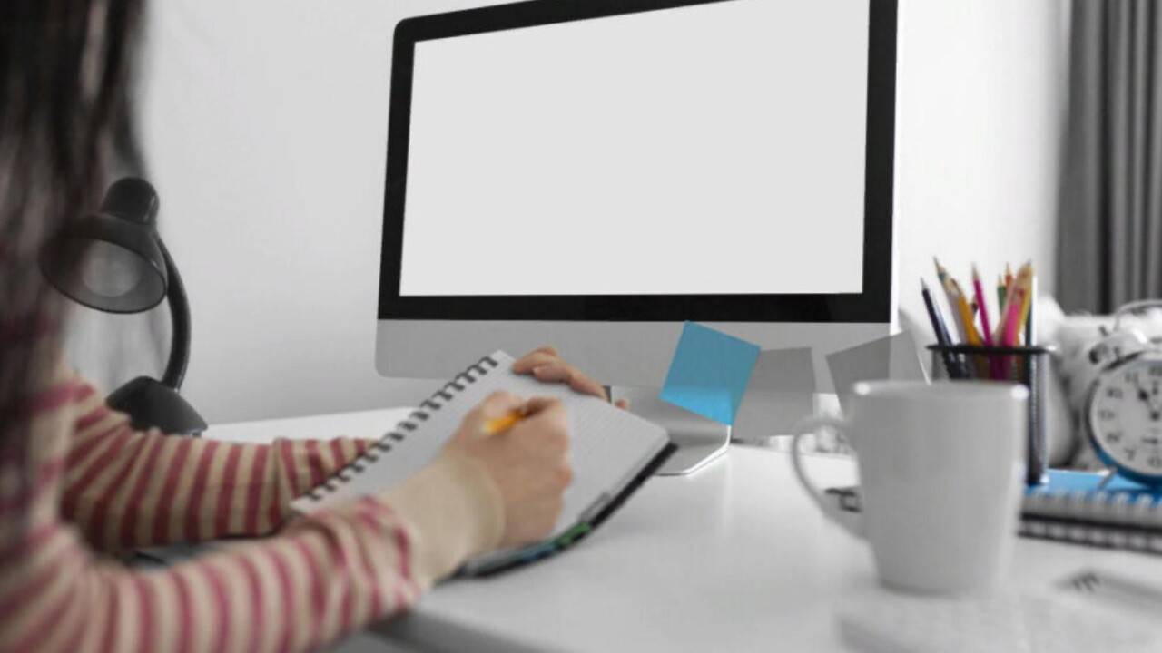 ҰТО 1-6 cәуірдегі ҰБТ-ға тегін дайындық сабақтарының кестесін жариялады