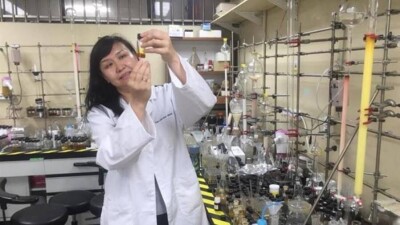 "Тұмау шәрбаты". Қазақ ғалымы дәрілік шөптерден түрлі вирусқа қарсы тұнба әзірледі