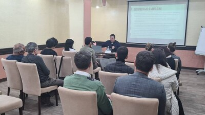 "Егер Тоқаевтың батыл шешімі болмаса, елдің саяси жүйесі өзгерер еді": сарапшылар қаңтар оқиғасы туралы