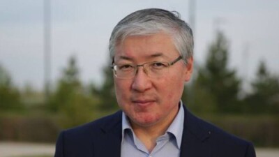 Берік Әбдіғалиұлы: Қазақ тіліне басым бағыт беру мүмкіндігін өткізіп алдық