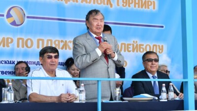 Олжас Сүлейменовтің 85 жылдығына орай волейбол турнирі басталды