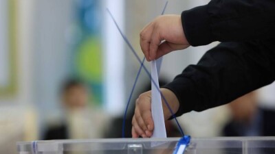 Сенат депутаты: Референдум – саяси жүйені реформалаудың нышаны