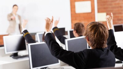 Оқушыларға планшетпен неше минут сабақ оқуға рұқсат беріледі?