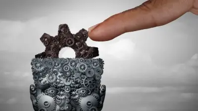 "Еденді тілмен жалатады". Депутат психологиялық тренинг курстарын сынға алды