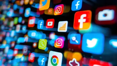 Құттықтау, тойға шақыру, көңіл айту – телефонның мойнында