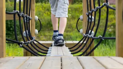 100 балаға – 2 тәрбиеші: Балалар лагеріне түнгі тәрбиешілер қызметі енгізіледі 