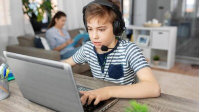 Оқушының цифрлық профилінде қандай мәліметтер сақталады?