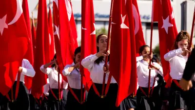 Түркия оқушылардың көктемгі және күзгі каникулын алып тастауды қарастырып жатыр