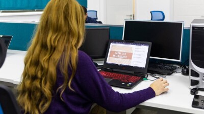 "Болашақпен" шетелде оқу үшін енді Qazaq resmi test сертификаты да жарайды