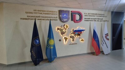 Қазақ баласының қазақ болып қалғаны кімге керек