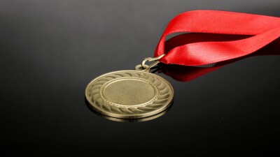 Қазақстанда жаңа медаль: экономиканы дамытуға үлес қосқандар марапатталады
