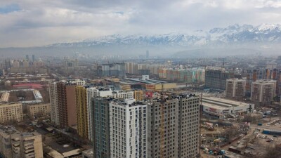 Депутат таулы аймақтарда екі қабаттан биік үй тұрғызуға тыйым салуды ұсынды