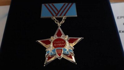 Президент үлкен апаттың алдын алған Qarmet слесарін ІІІ дәрежелі "Еңбек Даңқы" орденімен наградтады