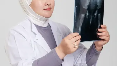 Баланы "ходунокқа" отырғызуға бола ма және бесікке қалай бөлеген дұрыс