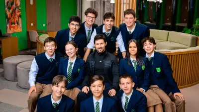 Telegram негізін қалаған Павел Дуров Бурабайда ауыл оқушыларымен кездесті