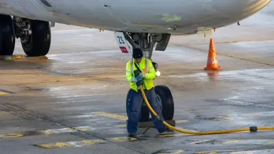 Бектенов Маңғыстау облысында шағын мұнай өңдеу зауытын салуға қатысты жауап берді