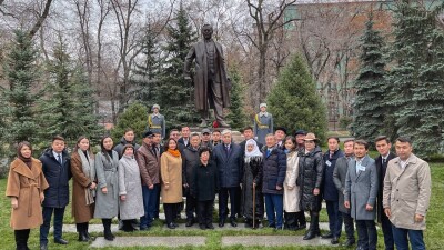 Алматыда Ахмет Байтұрсынұлы ескерткіші ашылды