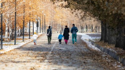 Мәжіліс депутаты: Қазақстанда 3 миллионға жуық отбасы мемлекет қолдауына мұқтаж