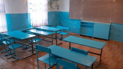 Мектепті жөндеуге ата-анадан ақша жинаса, қайда шағымдануға болады?