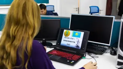 Қазақстандықтар әлі де үш тұғырлы тілді құп көреді – сауалнама қорытындысы