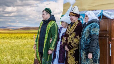 Қазақстанда қанша қазақ бар?