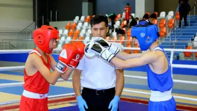 Алматы облысында жасөспірімдер арасында үздік былғары қолғап шеберлері анықталды