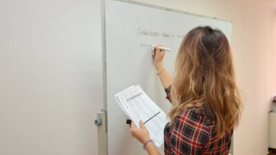 "Баланы өзіне емес, біреуге жұмыс істеуге тәрбиелейміз". Мамандық таңдаудағы қателіктер
